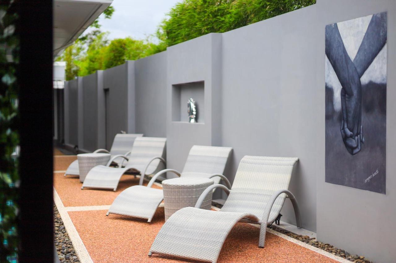 3 Bedroom Platinum Pool Villa Smooth As Silk Ban Khlong Haeng 外观 照片